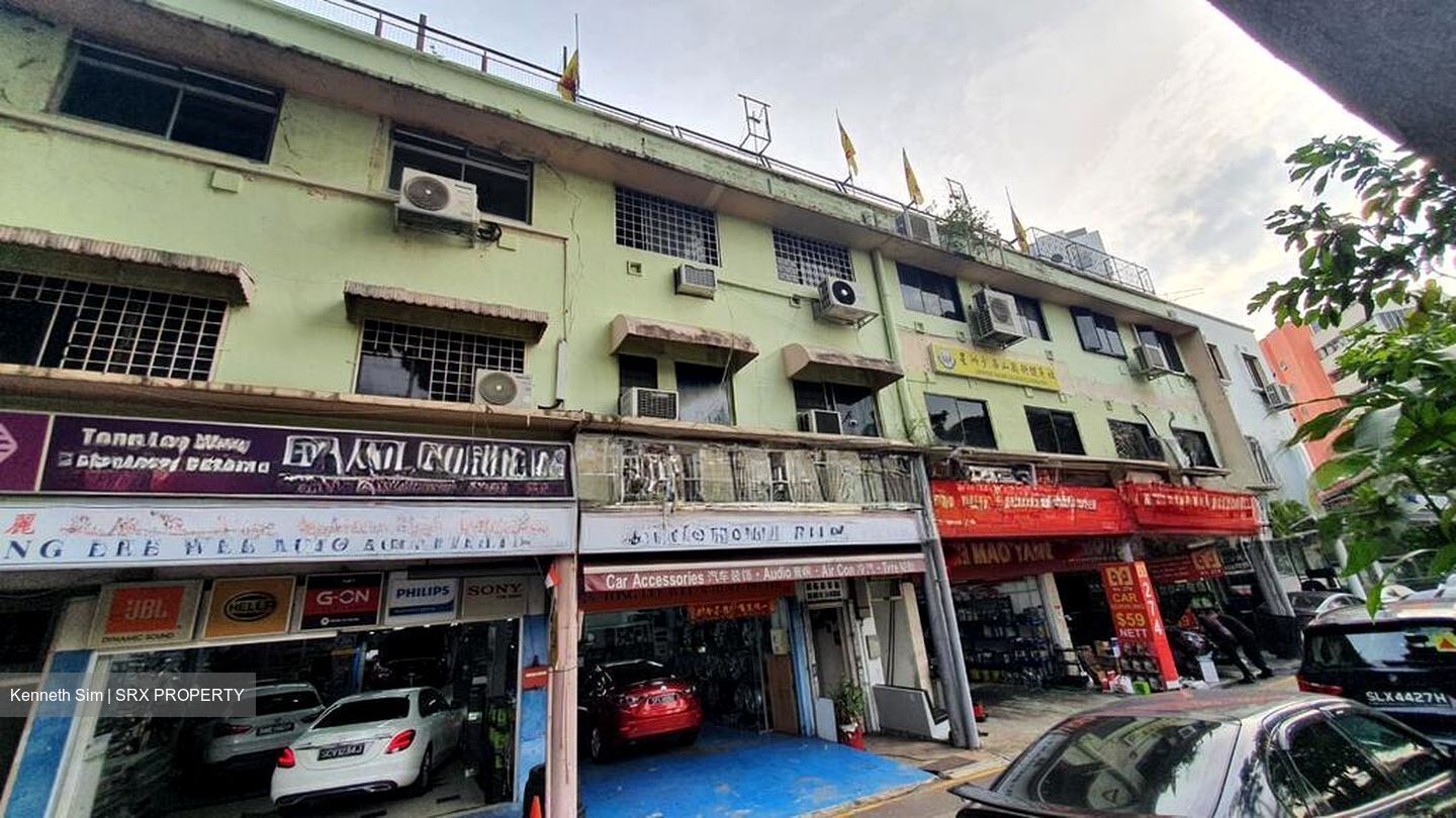 Macpherson Road (D13), Apartment #526624671